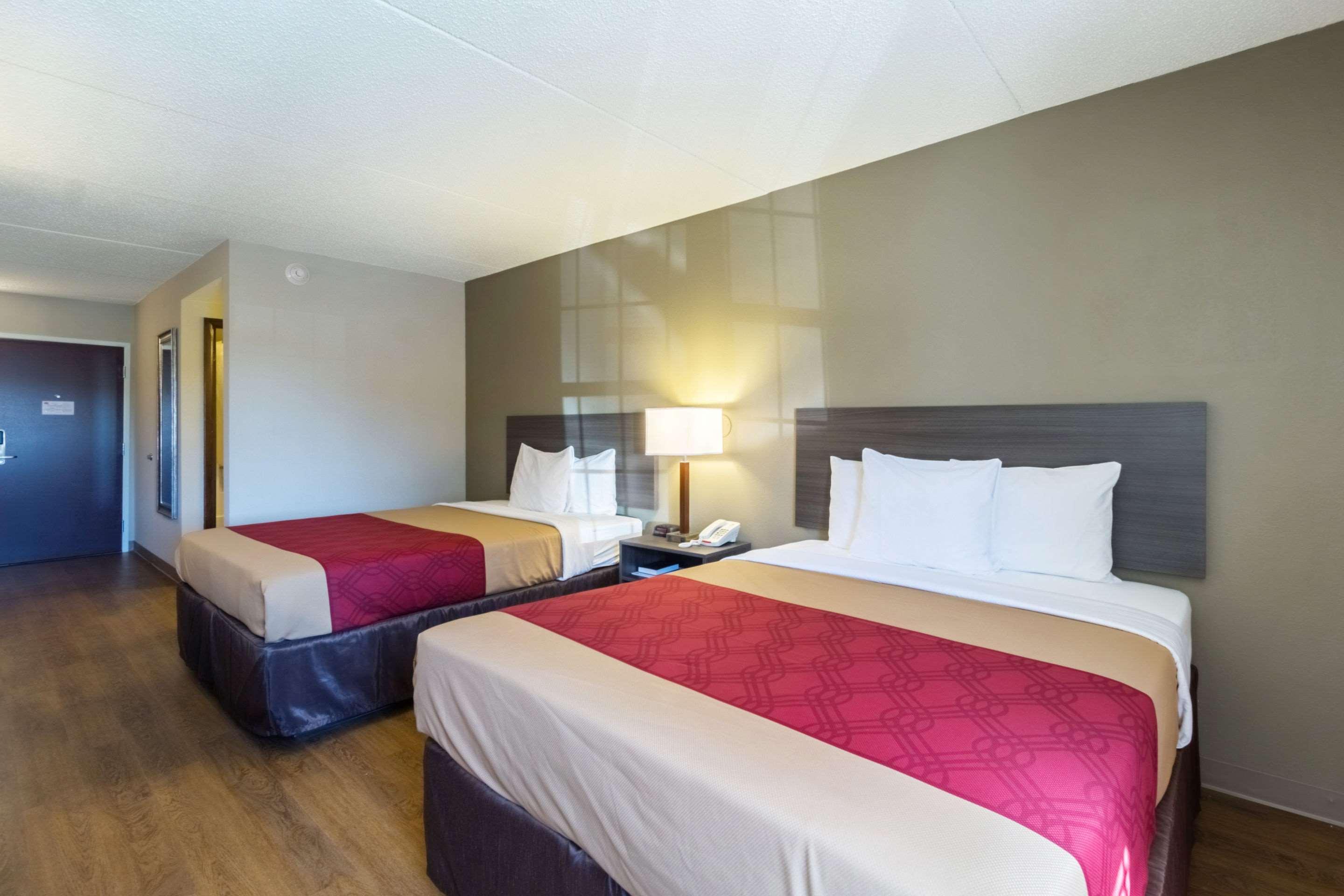 Econo Lodge Harrisburg - Southwest Of Hershey Area Экстерьер фото
